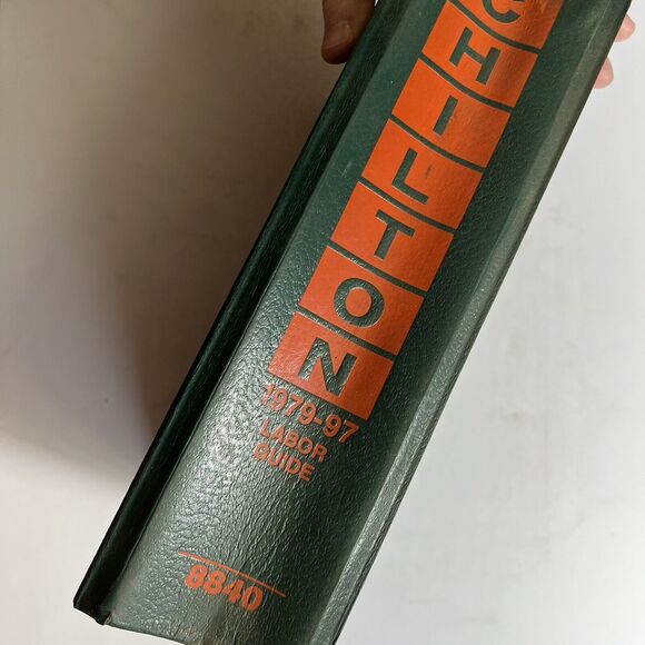 Vtg Chiltons Labor Guide Manual 1979 to 1997 Professional Technicians Edition - Picture 8 of 9